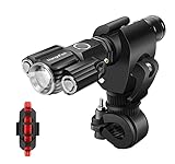 【HIGH-QUALITÄT!】Die Taschenlampe ist aus massivem Aluminium und Reflektor durch robuste ABS Es wird nicht rosten oder korrodieren.Dieses Fahrradlichtbündel wird Sie nicht nur sicher halten und Ihren Weg ausleuchten. Es ist die perfekte Kombination für die Stadt und die Berge, denn es ist nicht nur sicher und beleuchtet Ihren Weg, sondern hält auch länger. Es ist die perfekte Kombination für Stadt und Berge, da es ein leistungsstarkes weißes Frontlicht und ein rotes Rücklicht mit Reflektor hat.