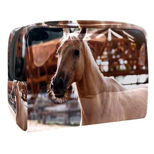Trousse de maquillage cheval brun pour ne plus jamais renverser vos cosmétiques en voyage