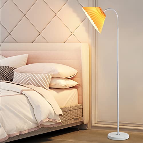 Lampes à arc debout pour salon : illuminez sans éblouir