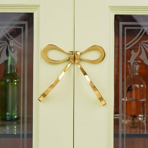 Indian Shelf Antique Brass Bow Cabinet Pulls, Gold Drawer Handles, 1 Pair by Indian Shelf - Used condition - Image 3