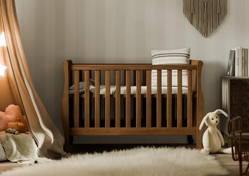 Lit bébé Gala 120x60 cm – Élégant lit Enfant Blanc avec barrière Amovible – Convertible en lit de Jour, en Bois de pin et MDF de Haute qualité,...