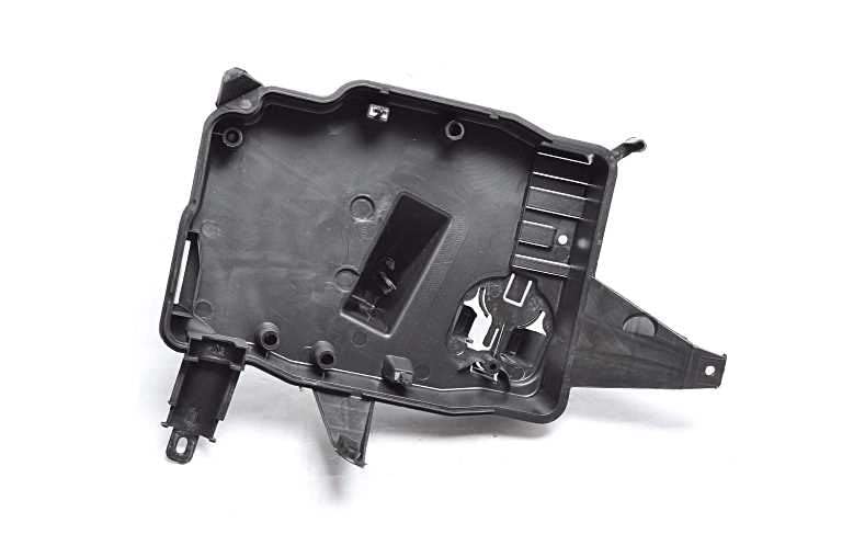 BSG 30-256-004 Car Computer Box Housing (1 Piece)