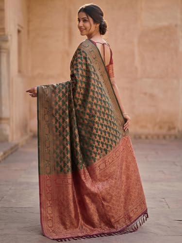 Image of AKHILAM Women's Georgette Embellished Designer Saree With Unstitched Blouse Piece
