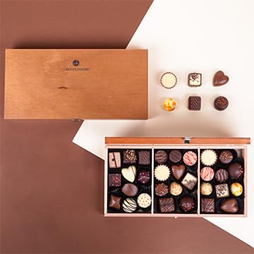 CHOCOLISSIMO CHOCOLISSIMO Belgische Pralinen Geschenk - 30 Handgemachte Pralinen in Edler Holzbox - Luxus Schokolade Geschenk zu Valentinstag, Geburtstag oder als Präsent für Genießer - ChocoPrestige - Produktansicht 3 | Belgische Pralinen