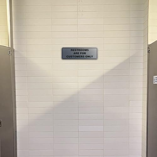 Clients de porte standard fermés 2-3/4" x 7" : solution panneau mural - 3
