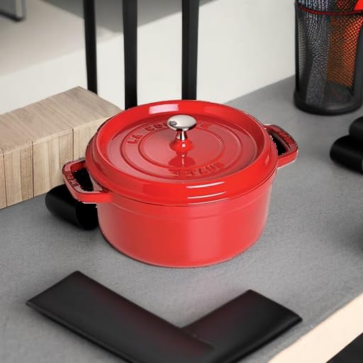 【新品未使用】STAUB ピコ ココット ラウンド　チェリー 22cm 　鋳鉄 Amazon.co.jp: 【最大30日間お試し対象】 staub ストウブ