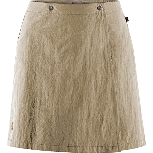 Jupe-short Fjällräven Travellers MT Skort Femme pour voyage et randonnée