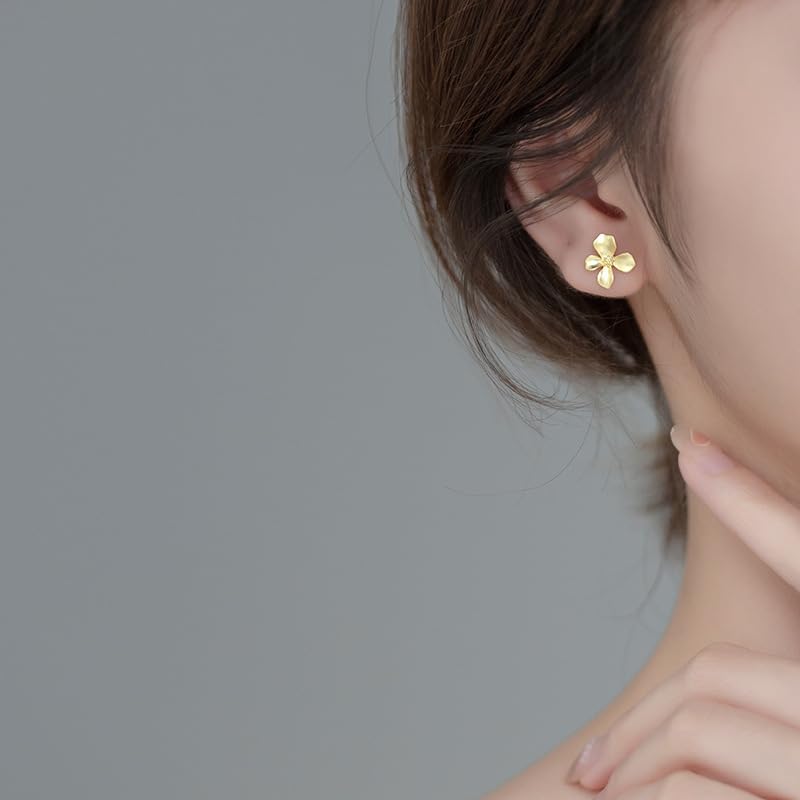 Dainty Flower Stud Earrings | Hypoallergenic Floral Earrings for Women | Minimalist Blossom Gift3