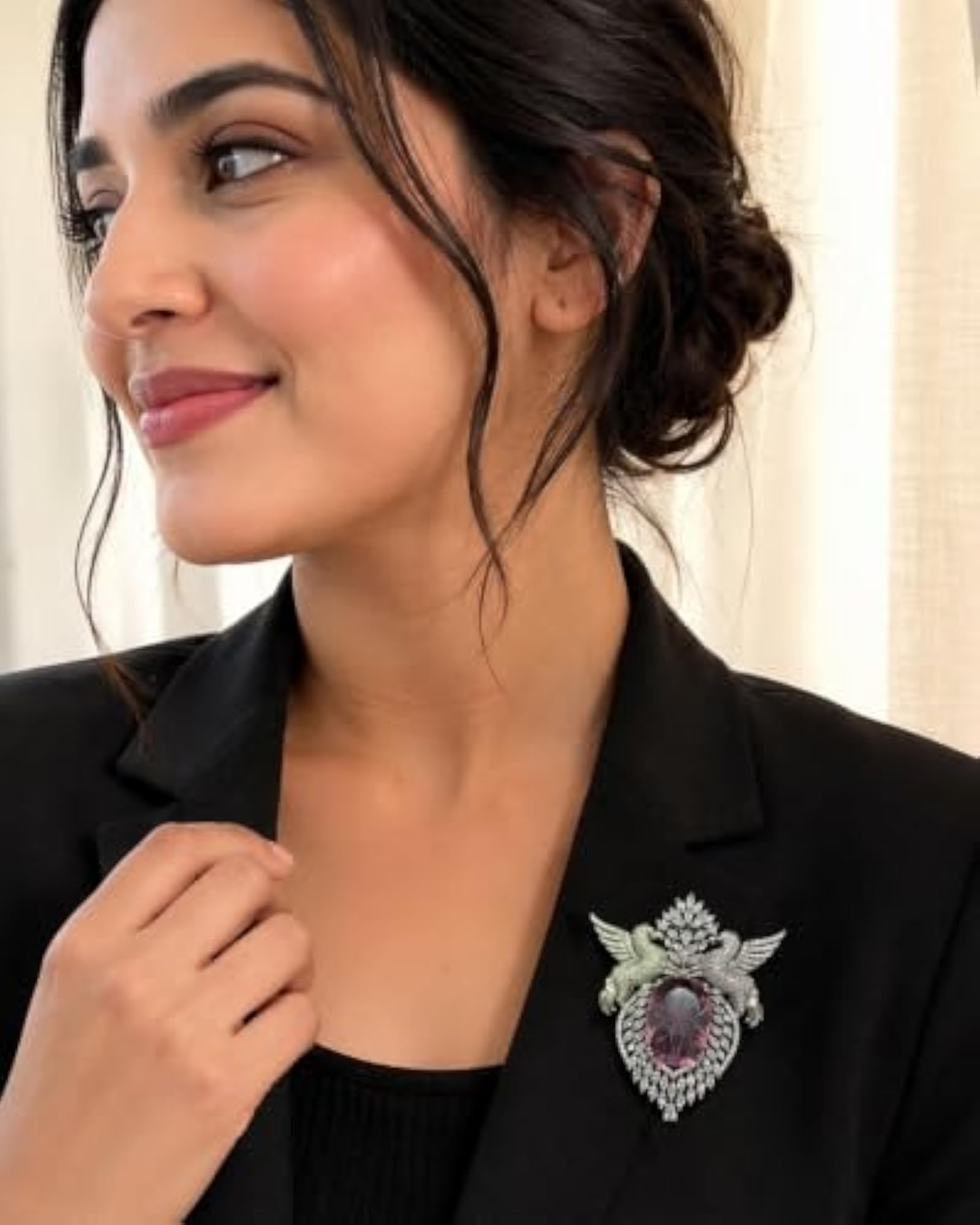 Silver Tone Decorative Brooch Pin for Men & Women