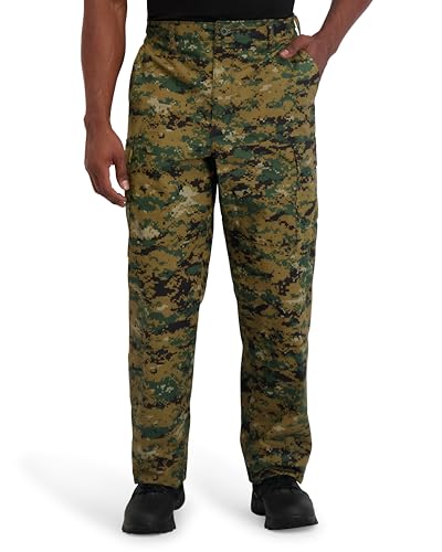 Pantaloni BDU (Battle Dress Uniform) in stile classico. Due grandi tasche per le mani. Due tasche dietro con pattina polsini. Due tasche cargo laterali espandibili con polsini patta e drenaggio laterale