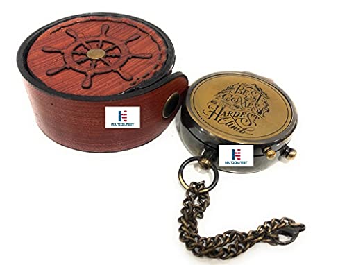 Brújula de latón con estuche de cuero