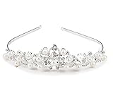 Tiara elegante estilo de pelo que se sienta más encantador y atractivo.
