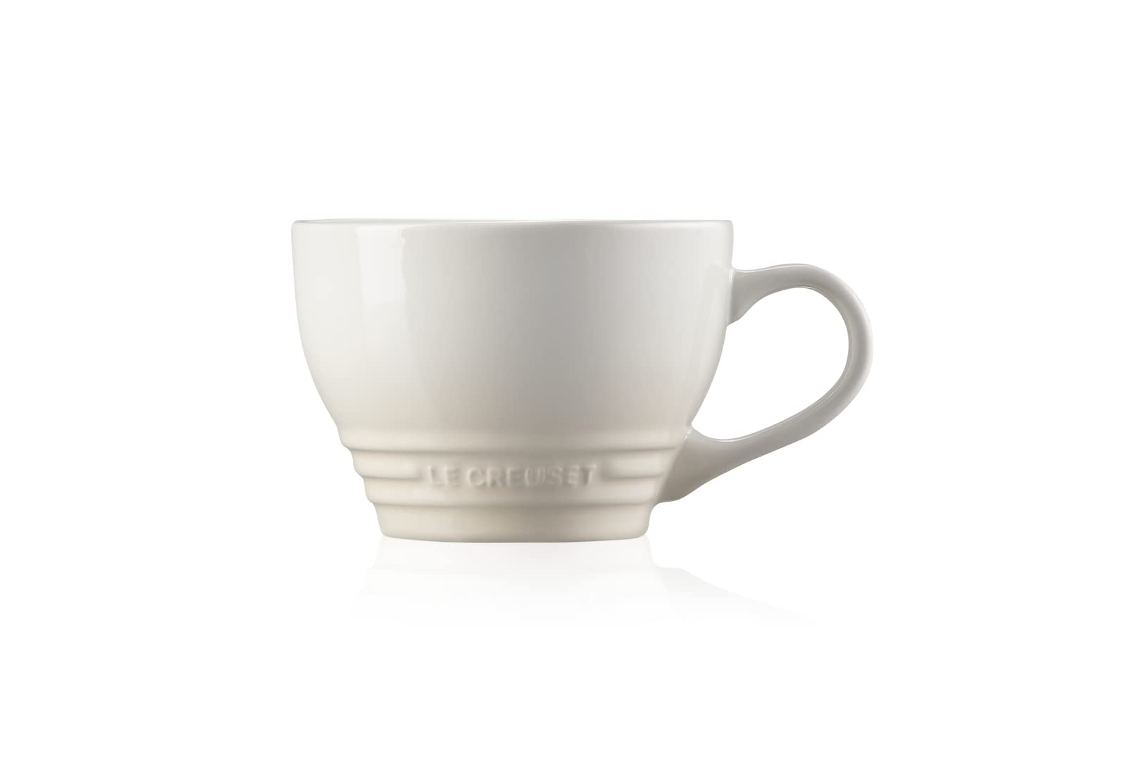 LE CREUSET LE CREUSET Giant Stoneware Mug, 400 ml, Meringue, 70304407160002 in use