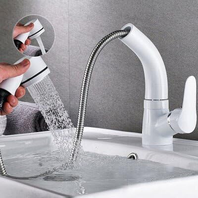 Grue de salle de bain noire pour simplifier la routine matinale et le soin des enfants