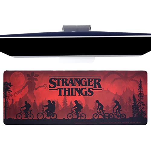 Amazon | Paladone Stranger Things ロゴ デスクマット | 公式