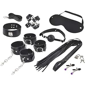 EROTYCZNE GADŻETY – KAJDANKI, BAT, UPRZĘŻE, KNEBEL
