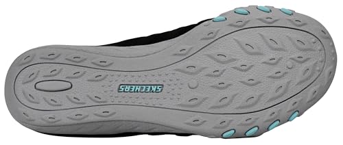 Image of Skechers Women's Breathe Easy - Roll With Me Sneakers