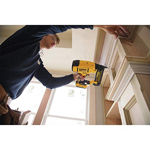 DEWALT 20V MAX* Cordless Brad Nailer Kit, 18GA (DCN680D1) - image 4