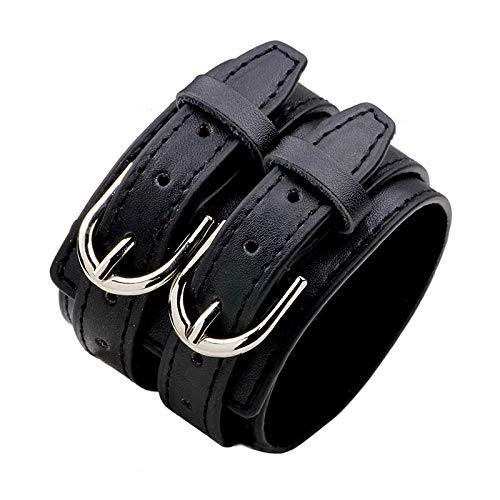 Bijoux en cuir en couple au style vintage punk pour accessoiriser les tenues de campus