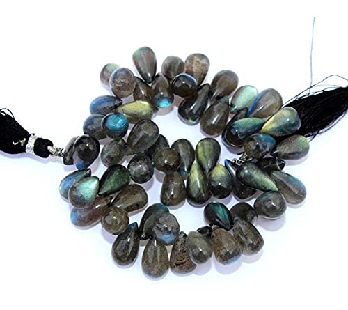 Labradorite briolette aux reflets célestes pour des bijoux porteurs d'histoire