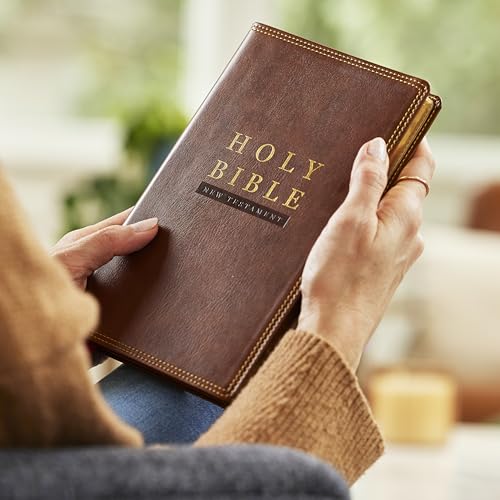 Image of NKJV Super Giant Print New Testament, Brown Leathersoft, Red Letter, Comfort Print
