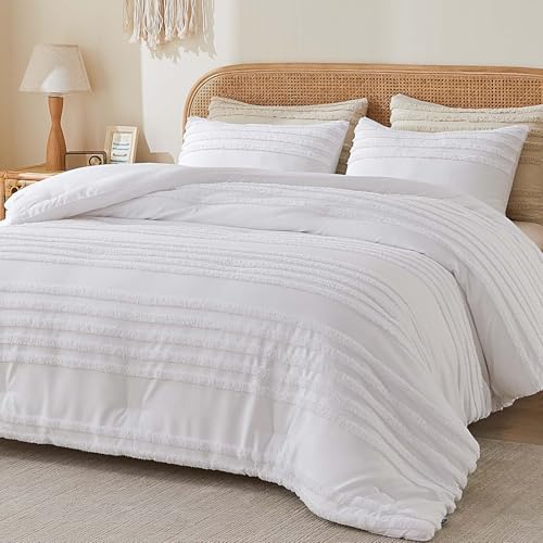 Image of BEDELITE Boho King Size Comforter Set - White Tufted Striped Bed Set 3 Pieces, Soft Vintage Farmhouse Comforter for All Seasons, Boho Home Decor,Fluffy Jacquard Bedding with Pillow Sham