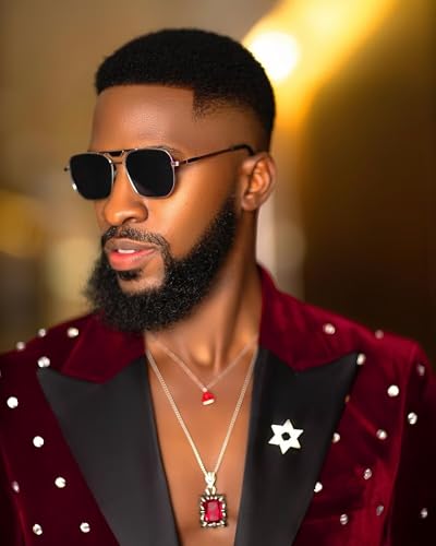 Fashion Men's Velvet Suits with Rhinestones 2 Pieces Prom Tuxedos Regular Fit Peak Lapel Blazer Pants for Wedding4