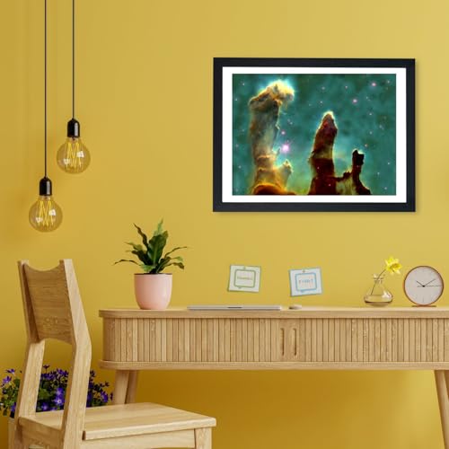 Petite affiche encadrée Eagle Nebula Spiffing Prints Hubble - 2