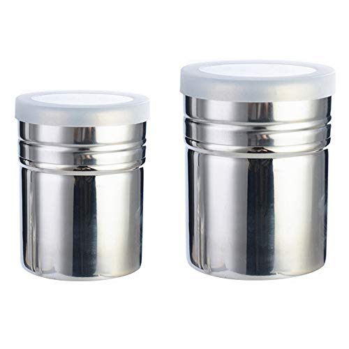 Gwolf Saupoudreuses en Acier Inoxydable, Saupoudreuses avec Pochoirs pour Café, Tartineur en Acier Inoxydable pour Sucre en Poudre de Cacao en Poudre avec Couvercle, 2 Tailles Cover