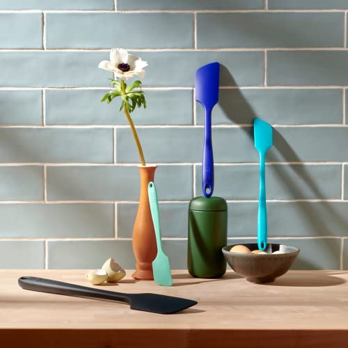 Image of GIR: Get It Right Premium Silicone Spatula | Heat-Resistant up to 550F | Seamless, Nonstick Extra Long Spatula for Cooking, Baking, and Mixing | Pro - 16 IN, Black