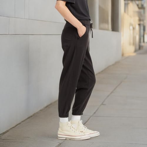 Levi's Women's Off Duty Jogger4