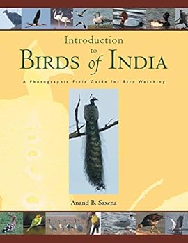 Paperback Birds of India: A Photographic Field Guide for Bird Watching Book