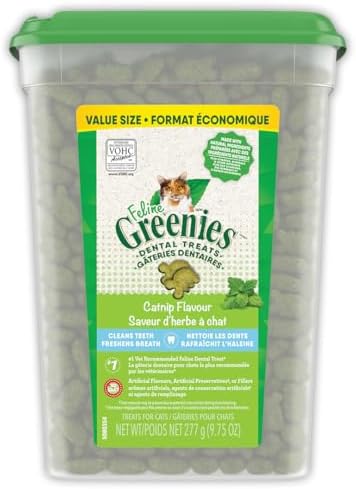 GREENIES Feline Cat Treats Natural Dental Care, Catnip Flavour, 9.75oz. Tub - View 3