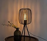 Wenn die Nachttischlampe eingeschaltet wird, entsteht durch die Streben des Lampenschirms ein faszinierendes Spiel aus Licht und Schatten; Bequem ein- und ausschalten lässt sich die Deko Tischlampe über einen Schalter am Kabel