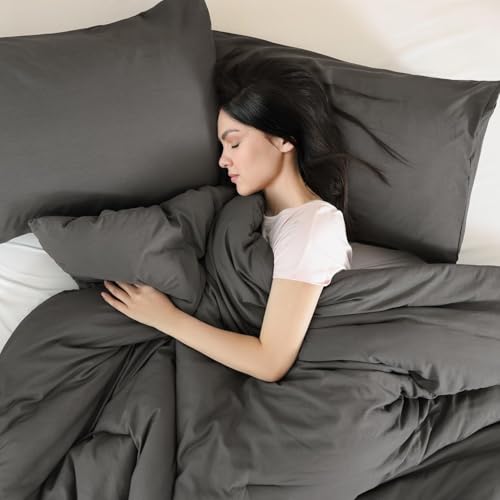 Image of ROSGONIA Oversized King Comforter 120x120, 3pcs Super King Comforter (1 Dark Gray Comforter & 2 Pillowcases) Lightweight Warm Bedding Blanket Quilt