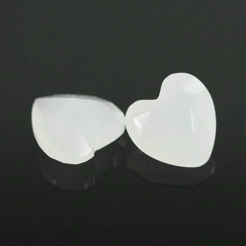 Perline di vetro di vari colori Pietra sciolta Forma di cuore Vetro rosso blu bianco Verde colore Perline Gemme sintetiche per gioielli-bianco latte-12x12mm-50 pezzi