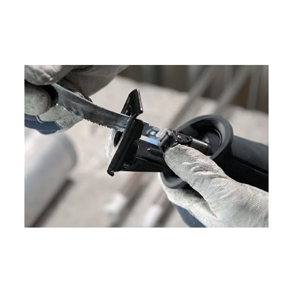 Bosch Professional Säbelsäge GSA 1100 E (1100 Watt, inkl. 1 x Säbelsägeblatt S 2345 X für Holz, 1x Säbelsägeblatt S 123… – Bild 7