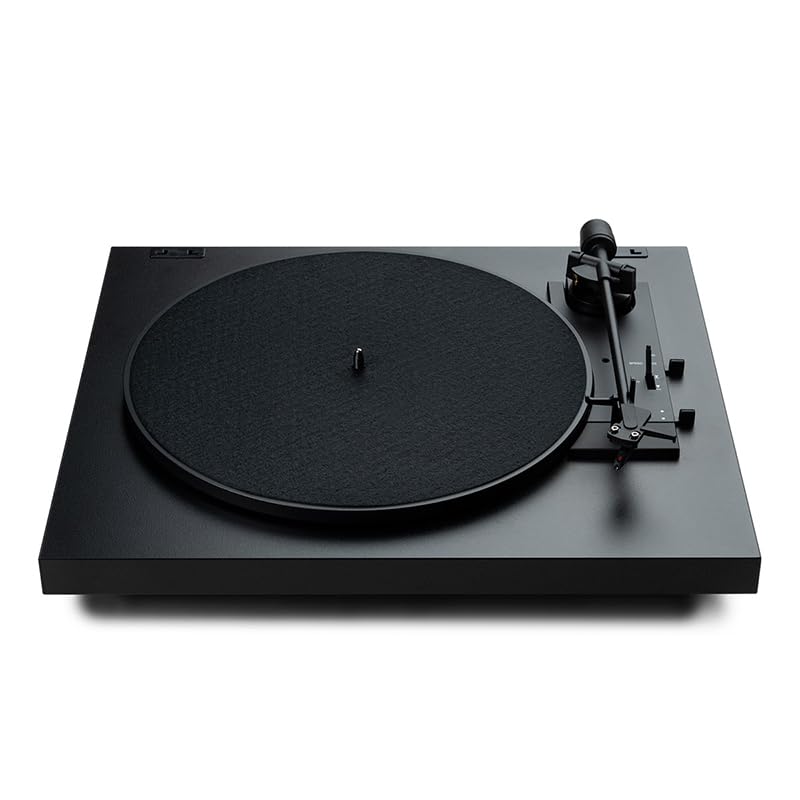 Pro-Ject Automat A1.2 Platine tournante automatique avec cartouche OM10 - Les Beatles, Paul McCartney, John Lennon, RIngo Starr, George Harrison Pro-Ject Automat A1.2 Platine tournante automatique avec cartouche OM10