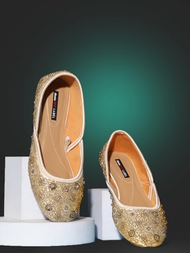 Image of Marie Claire Womens Peach Flat E 23 Ballet Flat