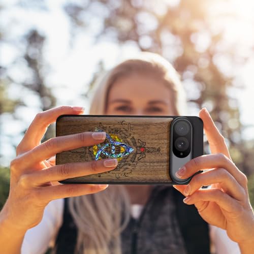 Coque Pixel 9 en bois de noyer sculpté main Carveit luxe