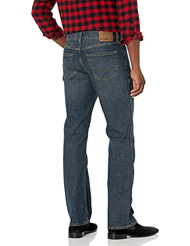 Signature By Levi Strauss & Co. Gold Label Men's Bootcut Fit Jeans, Headlands, 32W X 30L #TOP3