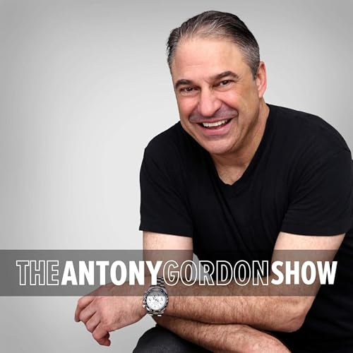 Living Minimalism with Chris Lovett | Comfort Is the Antithesis of Progress copertina