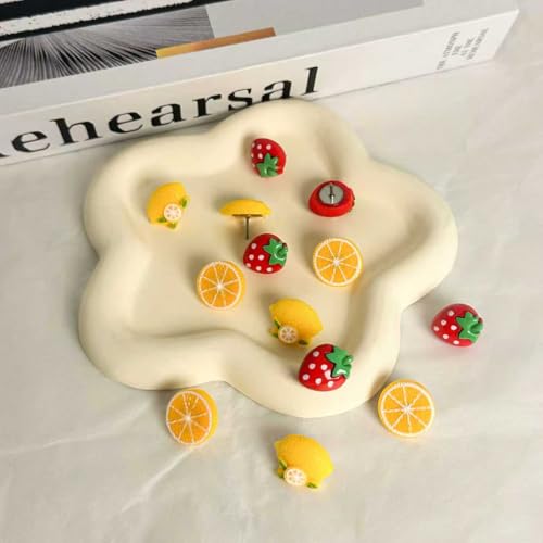 Chinchetas decorativas de frutas para tableros de corcho sin dañar tus notas 3