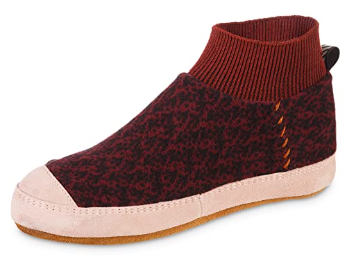 Image of Acorn Unisex Polar Pair Ankle Fleece Slipper Sock, Garnet, 7.5-8.5 US Women