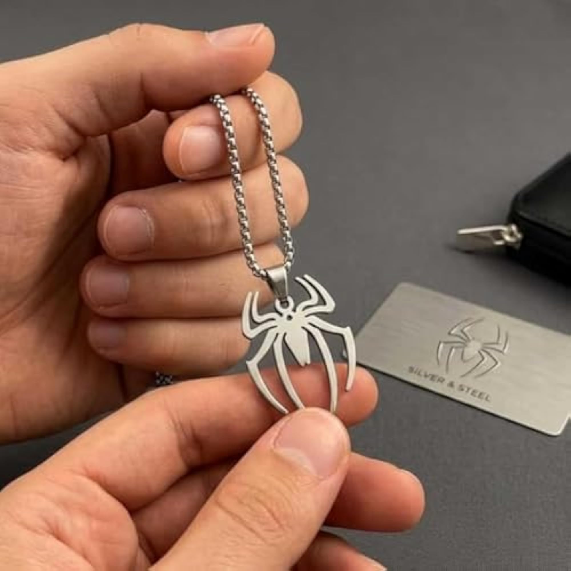 Men's Anti-Tarnish Spider Pendant Necklace, Stylish Gift
