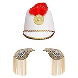 Le chapeau est décoré d'un badge en plastique et d'un galon Or, et surmonté d'une plume de couleur vive. Très accrocheur et à la mode, faisant de celui qui le porte le centre de l'attention de la foule