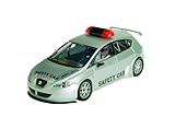scx digital cars  SCX Digital Safety Car 1:32