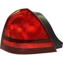CarLights360 لمجموعة مصابيح الذيل Mercury Grand Marquis 2003-2011 المعتمدة من CAPA للسائق FO2800173 | 8W3Z 13405 A