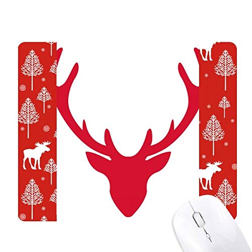 Souris Noël rouge elk créez une ambiance chaleureuse de chalet en forêt