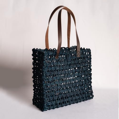 Image of KADAM HAAT Handmade Sabai Grass Lunch Bag (Neer)